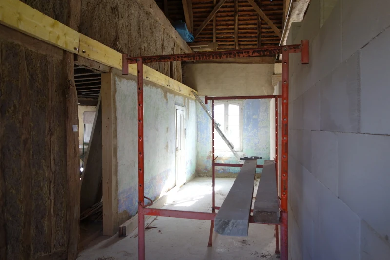 Les murs, vue depuis l'autre coté.