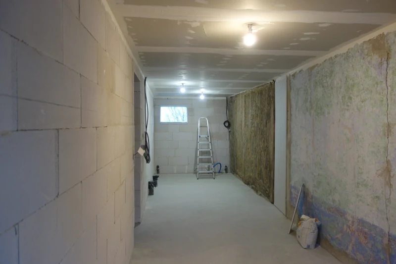 Les points lumineux en plafond sont positionnés en fonction des usages de l'habitation.